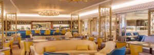 qm2-carinthia-lounge__ScaleMaxWidthWzEwMDBd.jpg.image.2260.822.high